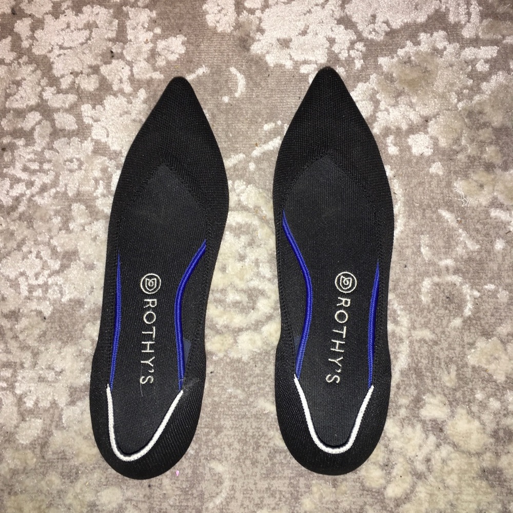 Black Rothy’s Flat Shoes